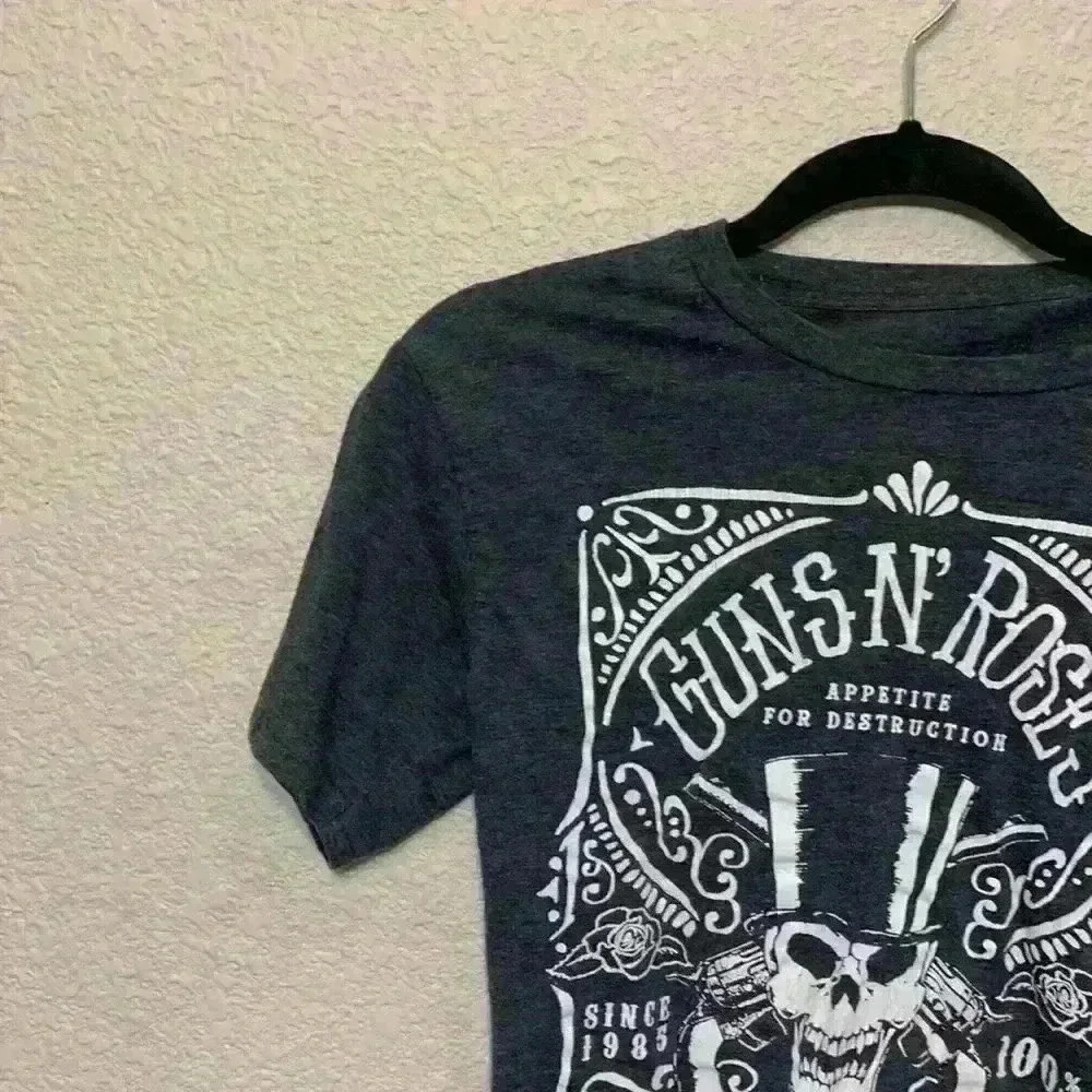 Guns & Roses t shirt sz S Rock & Roll 80s band music concert classic casual - Picture 2 of 4